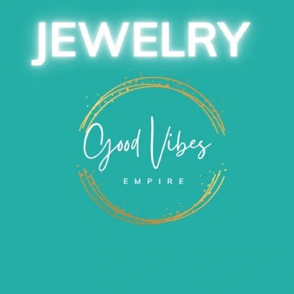 Check out jewelry from rings to bracelets and more! - Picture 1 of 1